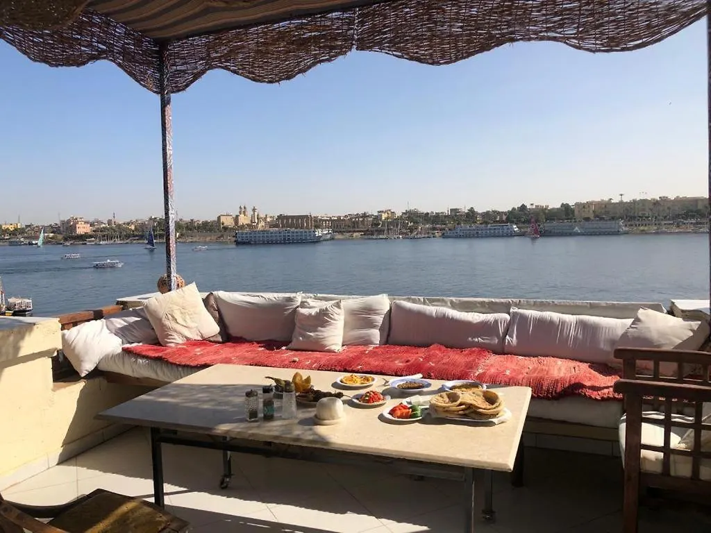 Nile Castle Apartment Luxor
